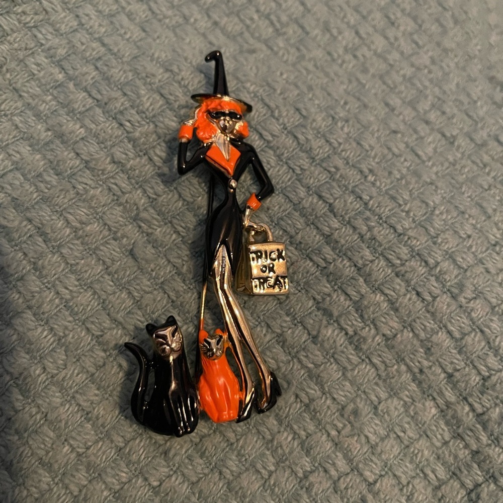 Vintage AJC Halloween Witch Cat Brooch Pin Black Orange Black Gold Trick o Treat
